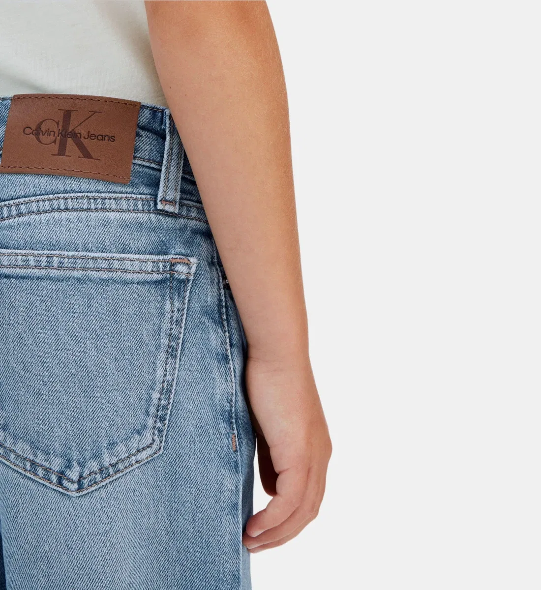Широкие джинсы с эффектом выцветания Calvin Klein, голубой — фото 4