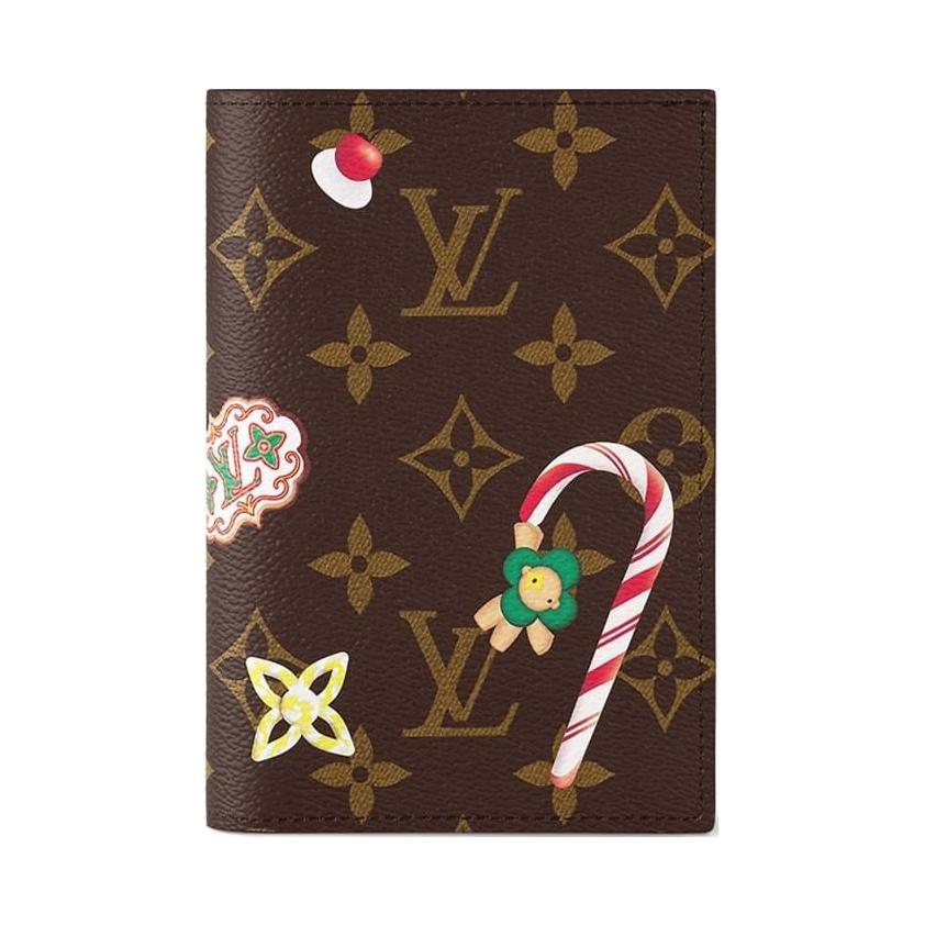 

LOUIS VUITTON Обложка для паспорта с монограммой