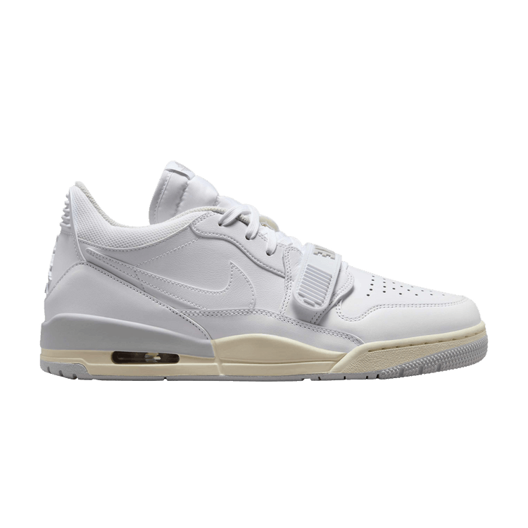 

Кроссовки Air Jordan Jordan Legacy 312 Low 'White Coconut Milk', белый