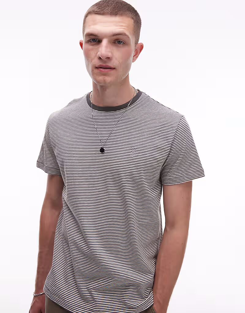 

Футболка Allsaints dillon в мелово-бело-сером цвете