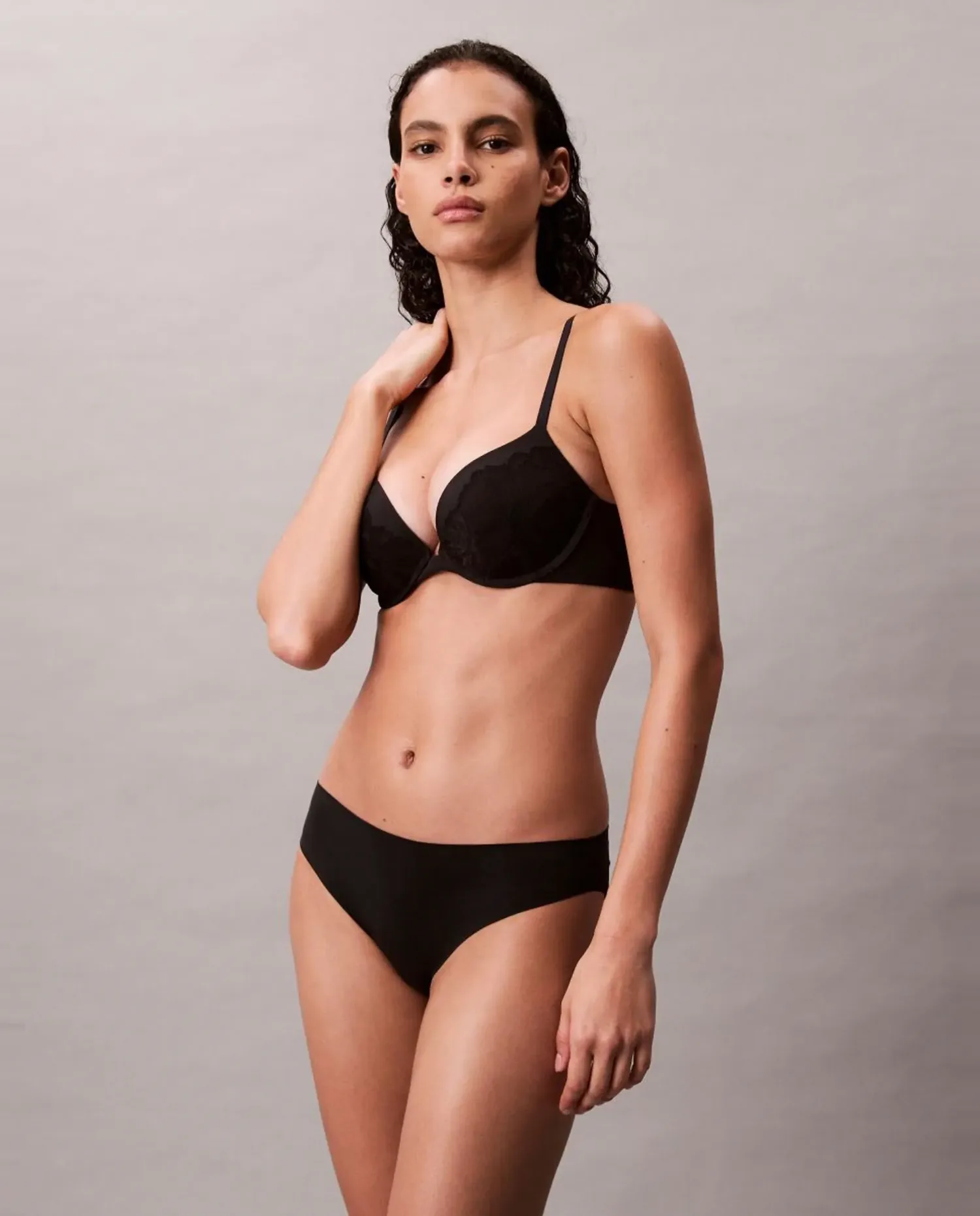 Женские трусы-слип PERFECTLY FIT LACE Calvin Klein, черный — фото 2