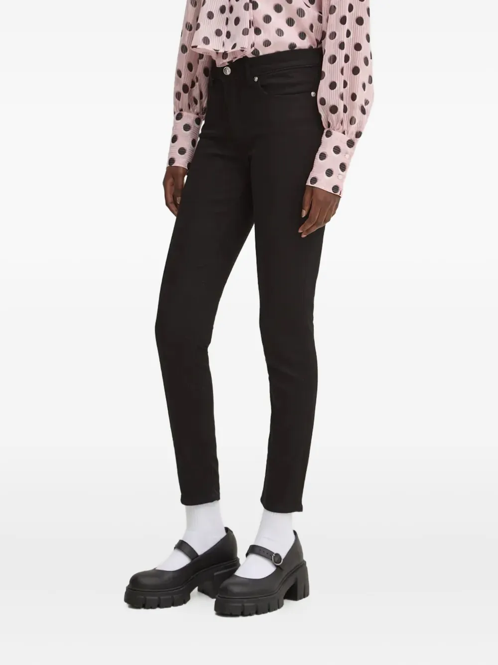 

Джинсы с нашивкой-логотипом Hugo, черный