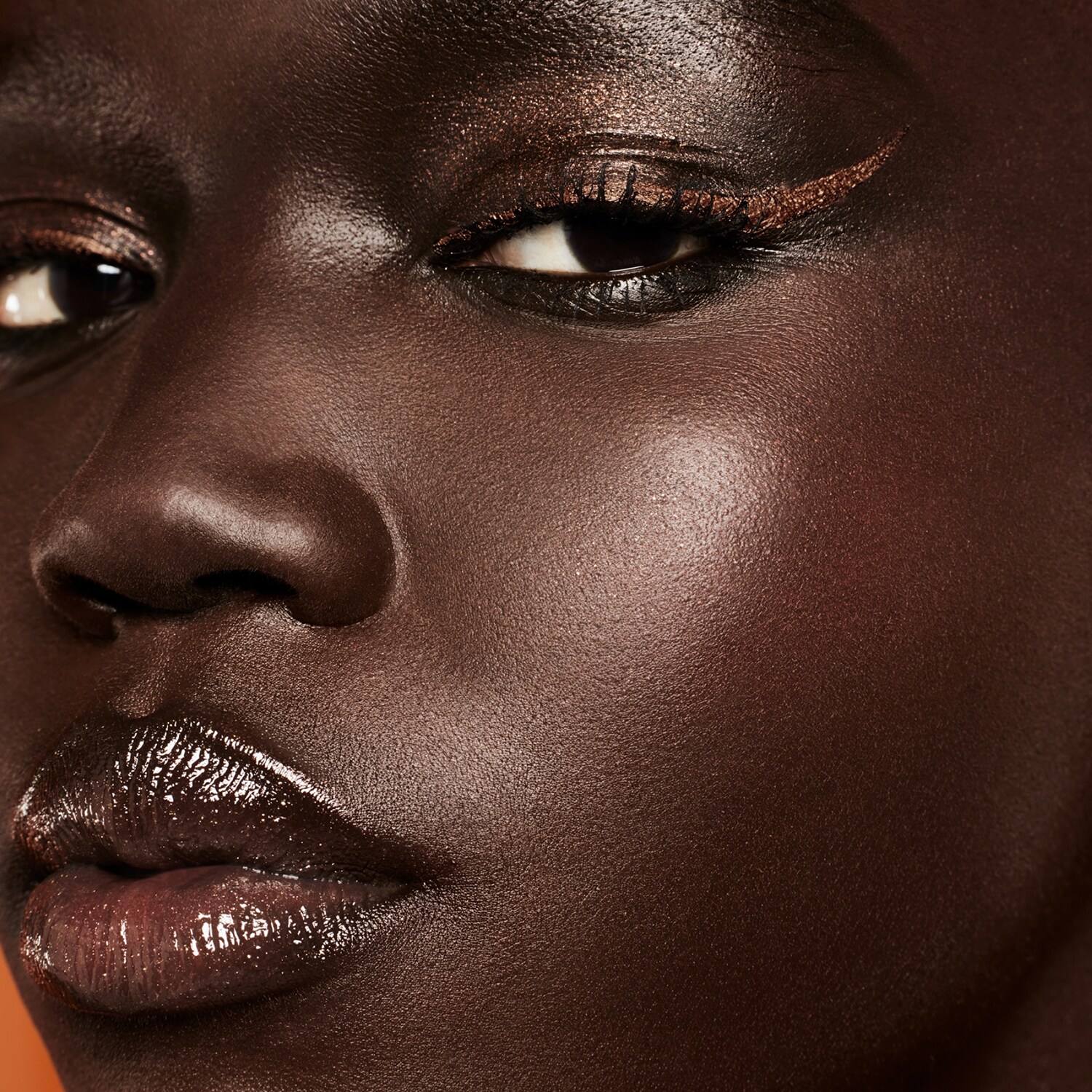 Жидкая подводка для глаз Glitty Lid Shimmer Liquid Liner Fenty Beauty, Ritzy Rose (17,6 g) — фото 4