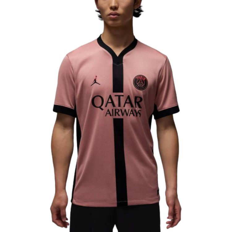 

Париж Сен-Жермен 2024/25 Стадиум Третья Мужская Футболка Dri FIT Реплика Джерси Джордан, Ржаво-Розовый/Черный/Черный