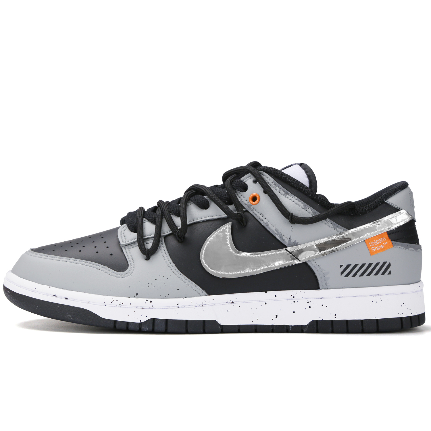 

Nike Мужские износостойкие низкие скейтбордные кроссовки Dunk Source Plan, черный с серебристым рисунком