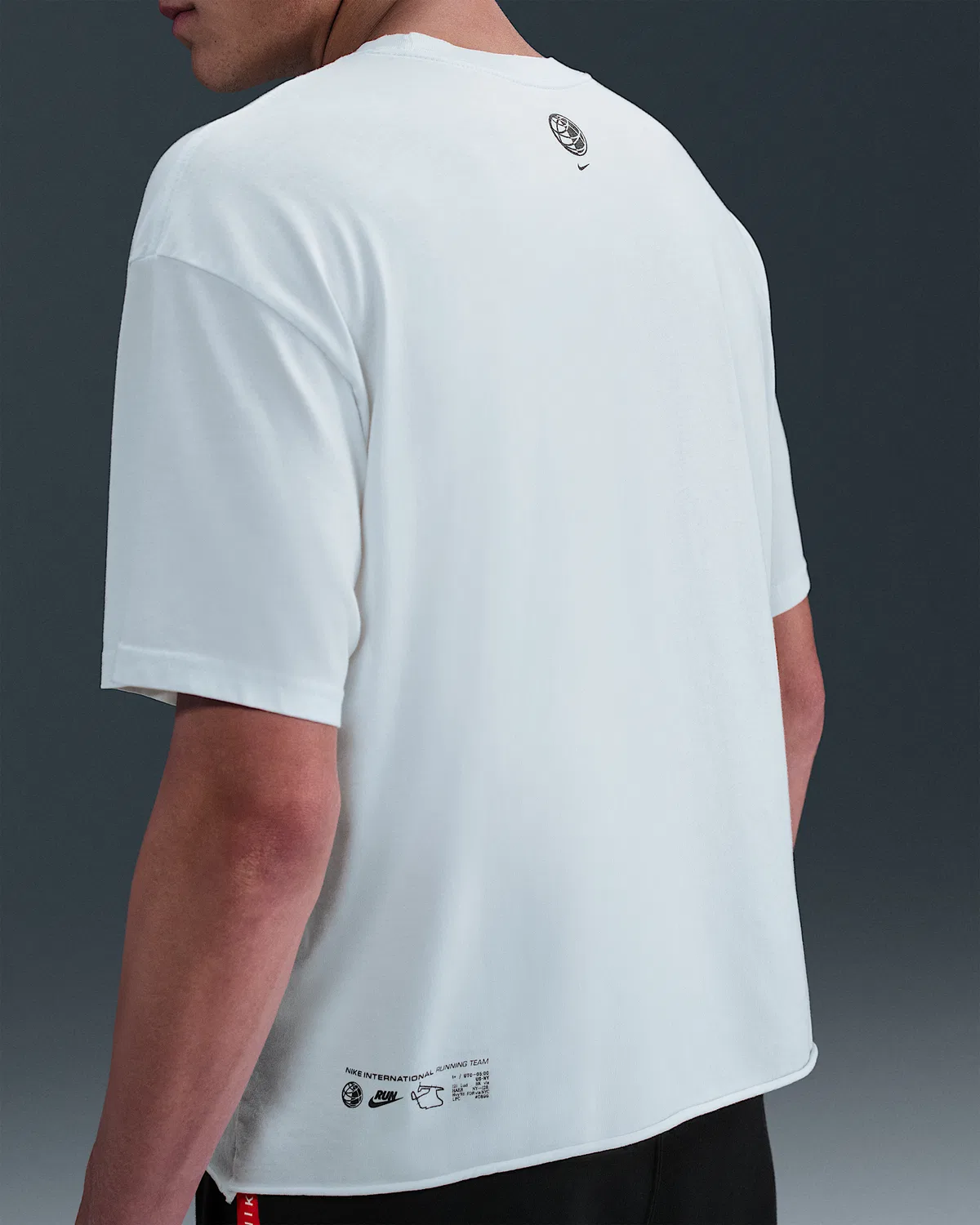 Мужская футболка Nike Sportswear, Summit White — фото 2