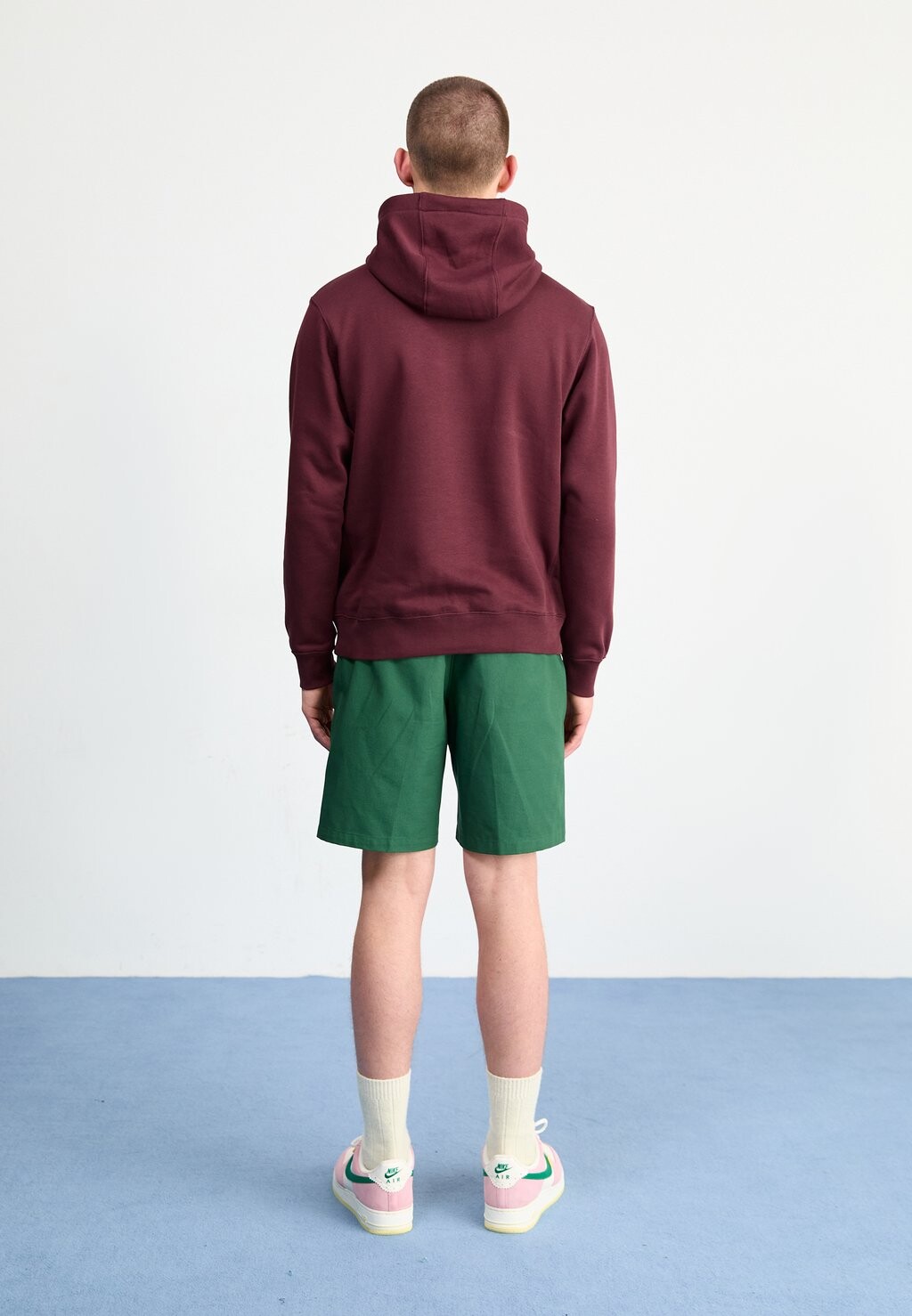 

Шорты CLUB Nike, зеленый