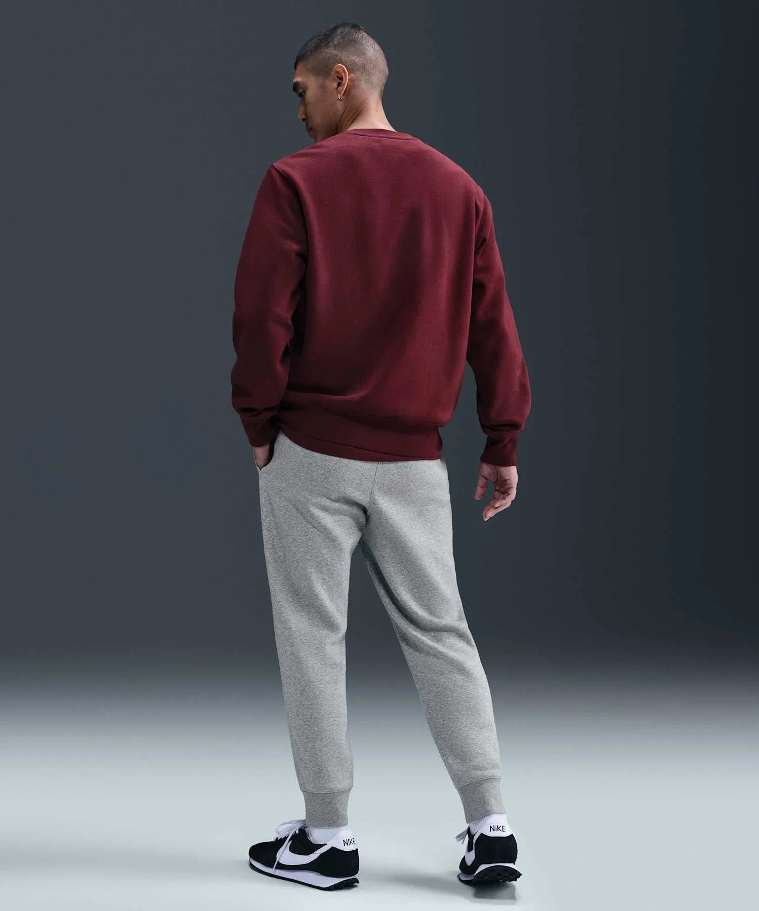 Мужские спортивные брюки Nike Club FN3788-063, темно-серый меланж — фото 4