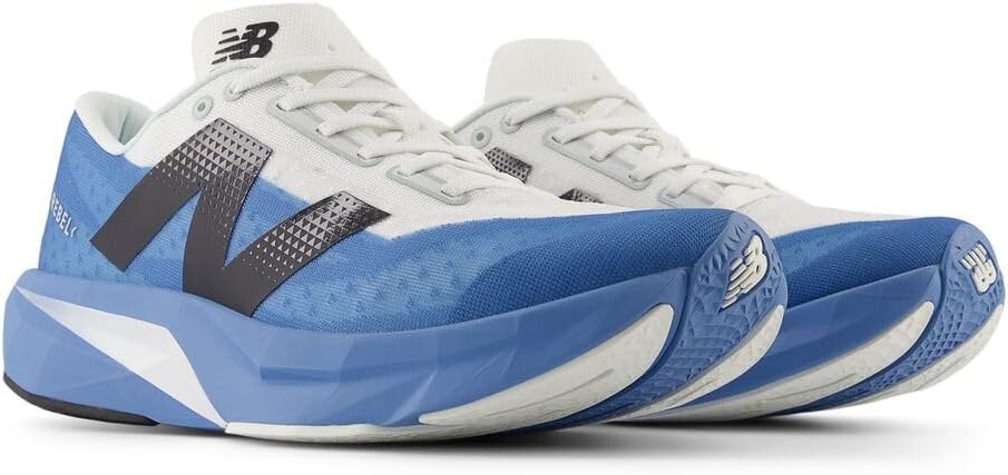 Мужские кроссовки New Balance FuelCell Rebel V4, черный/синий — фото 4