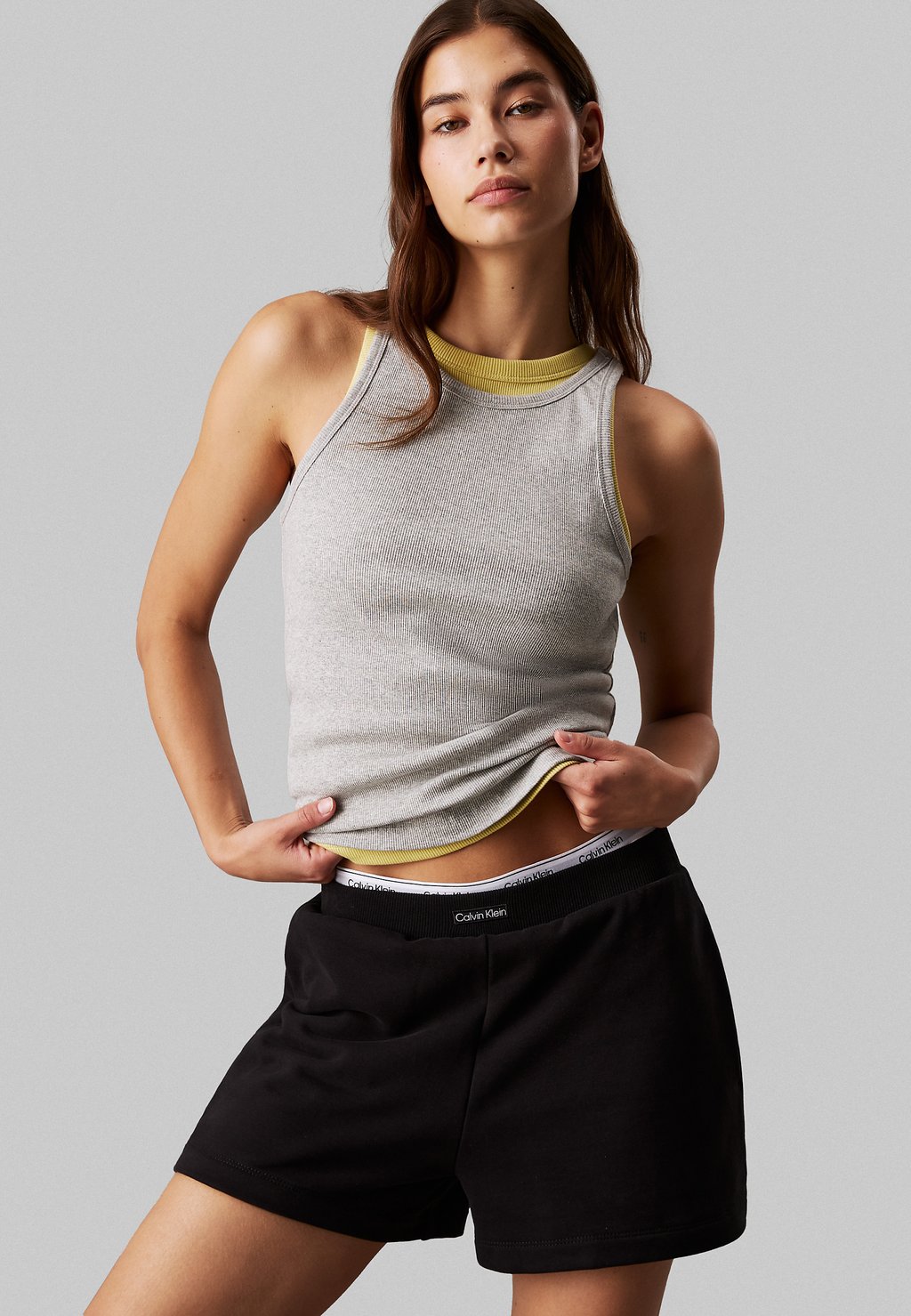 

Топ TANK Calvin Klein, серый