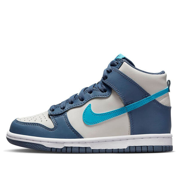 

Кроссовки данк высокие Nike, белый