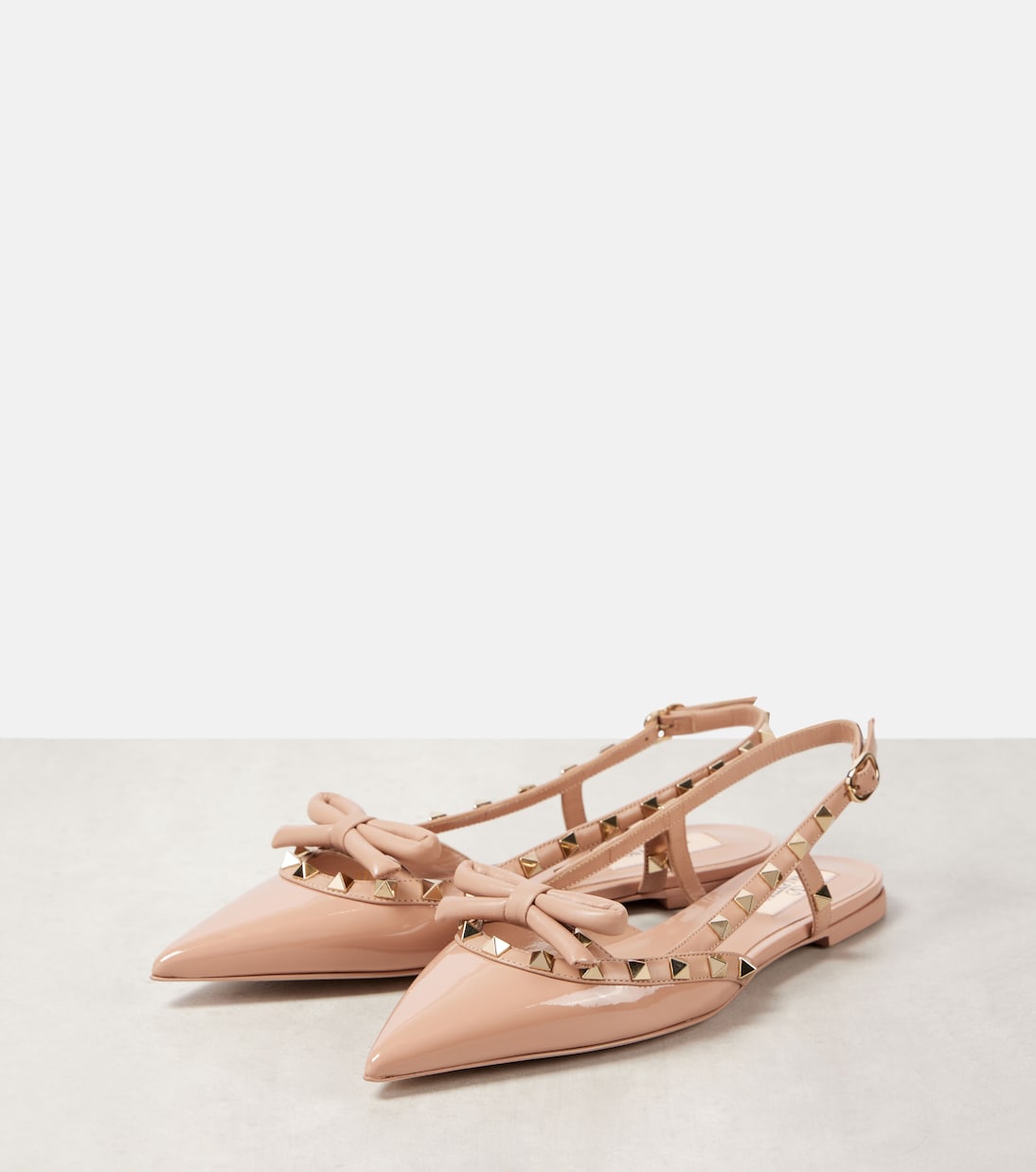 Туфли Rockstud Bow из лакированной кожи с открытой пяткой Valentino Garavani, Rose Cannelle — фото 4