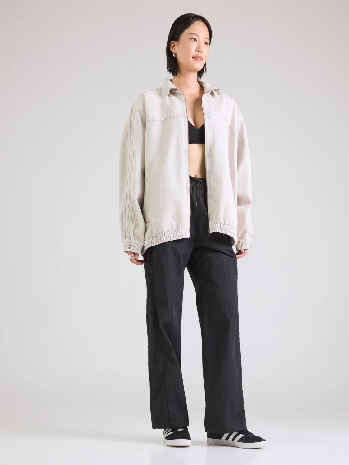 Куртка Adidas Originals Between-Season FIREBIRD светло-серого цвета — фото 4