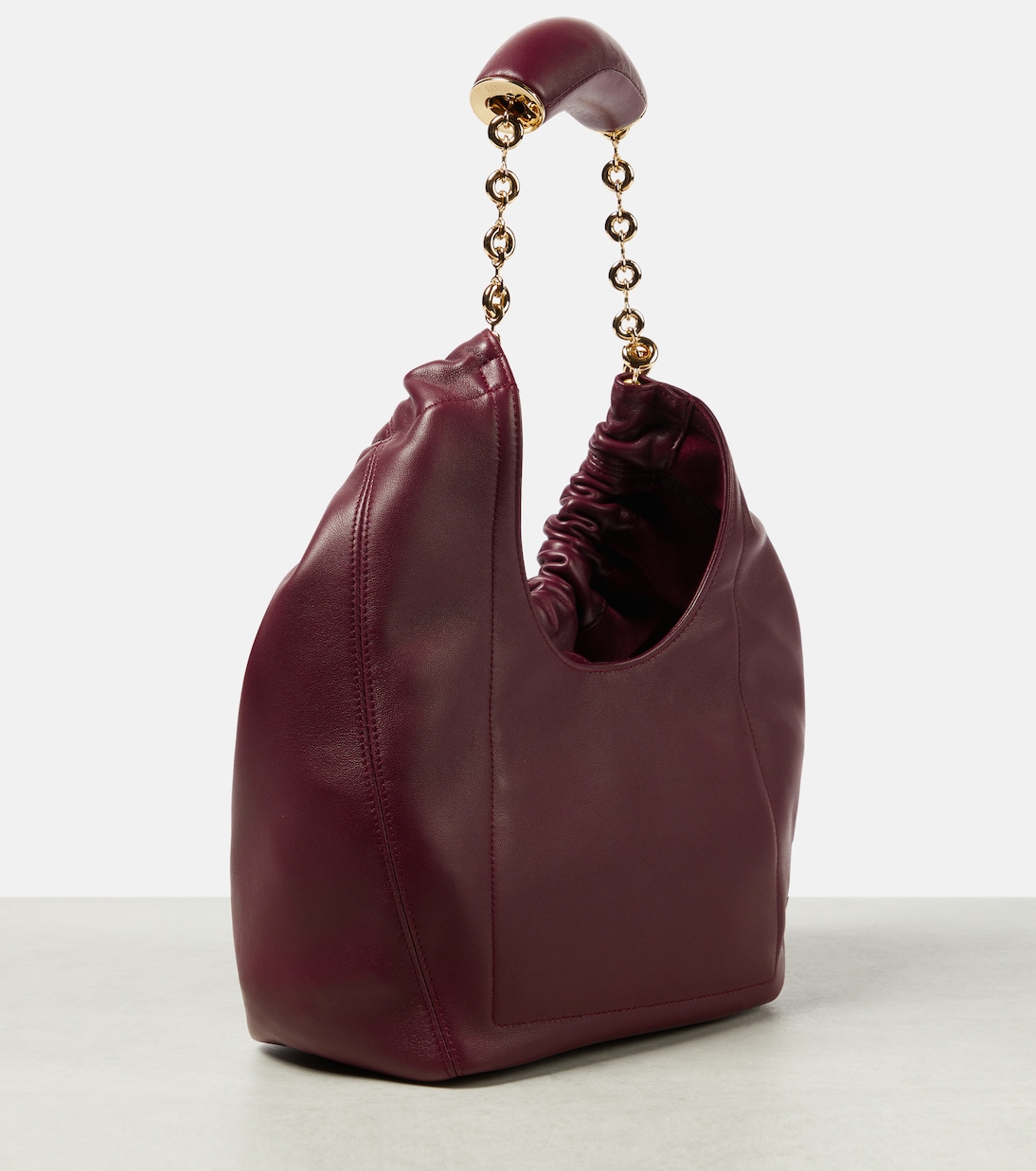 Маленькая кожаная сумка через плечо Squeeze Loewe, Dark Burgundy — фото 4