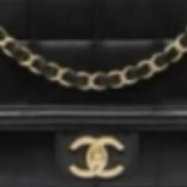 CHANEL Кожаная сумка через плечо женская черная — фото 3