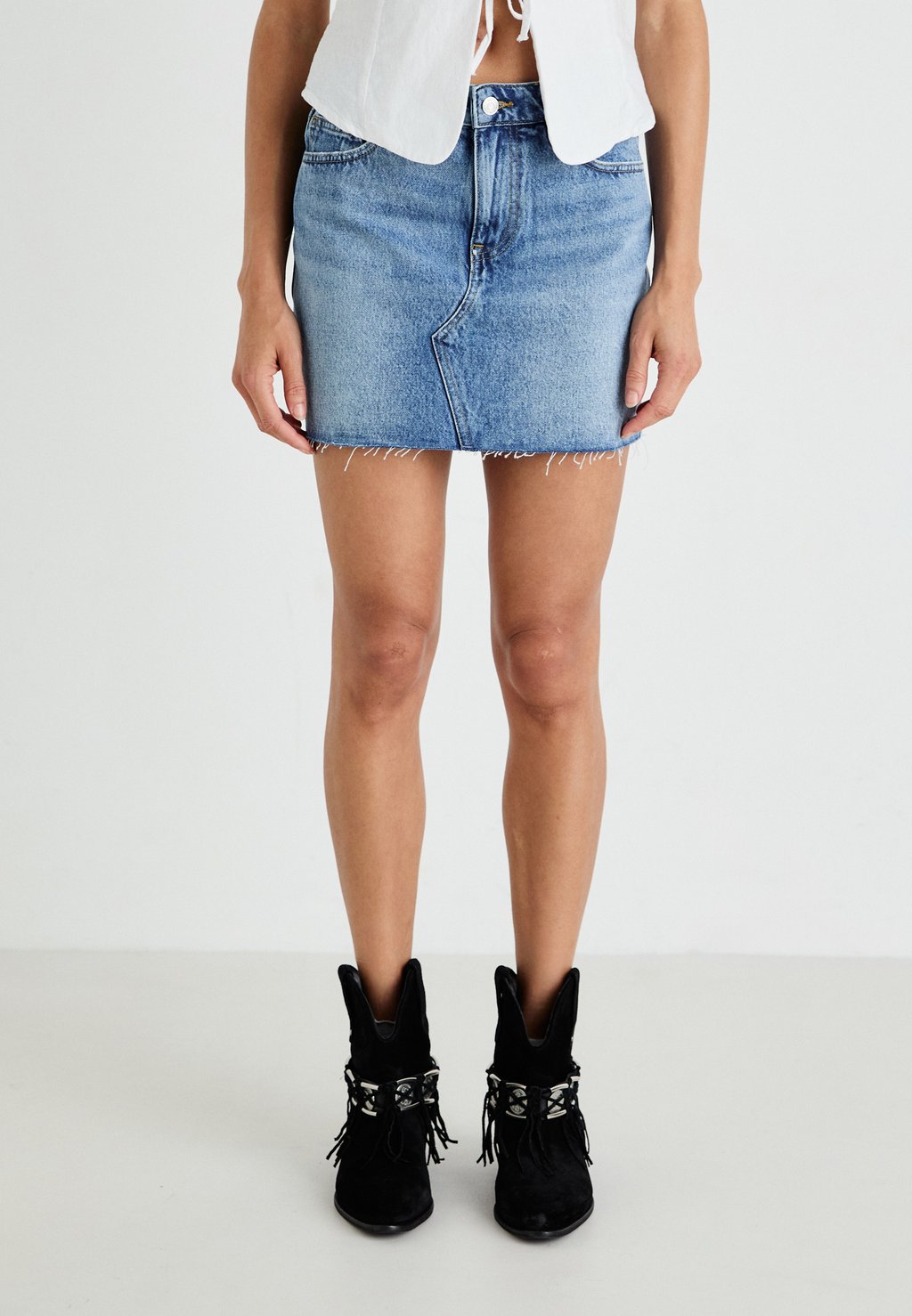 

Мини-юбка SHORT SKIRT - Denim skirt Gina Tricot, цвет Mid Blue