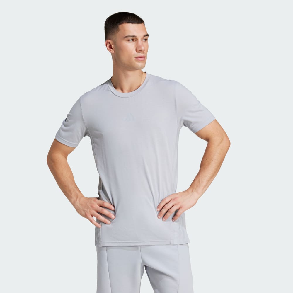

Спортивная футболка Adidas Designed 4 Training 3-Stripes Tee, цвет Halo Silver