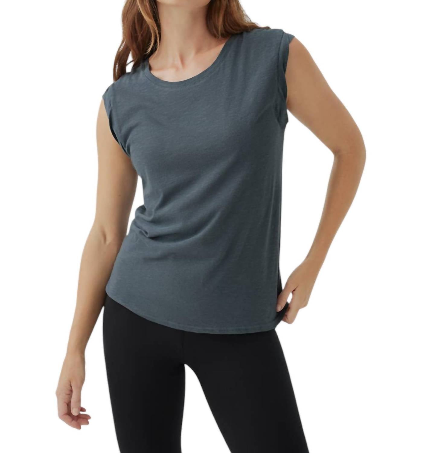 

Футболка Featherweight Slub Muscle в руде pact, цвет ore