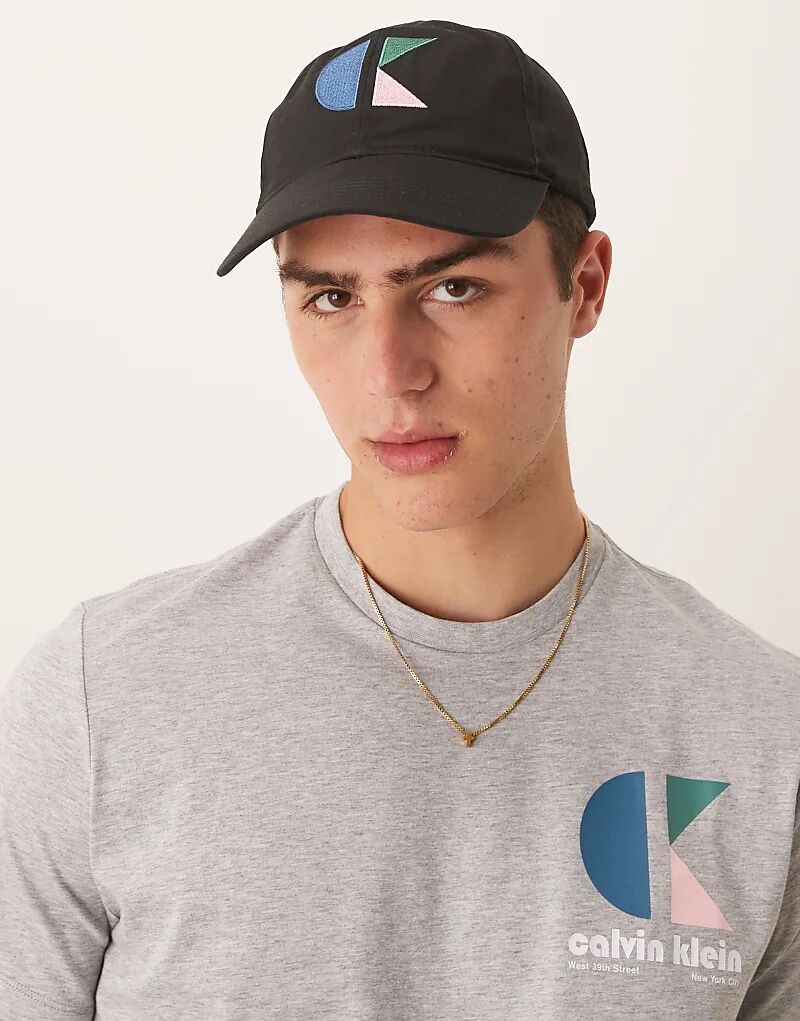 

Кепка Calvin Klein Jeans в стиле поп-арт черного цвета