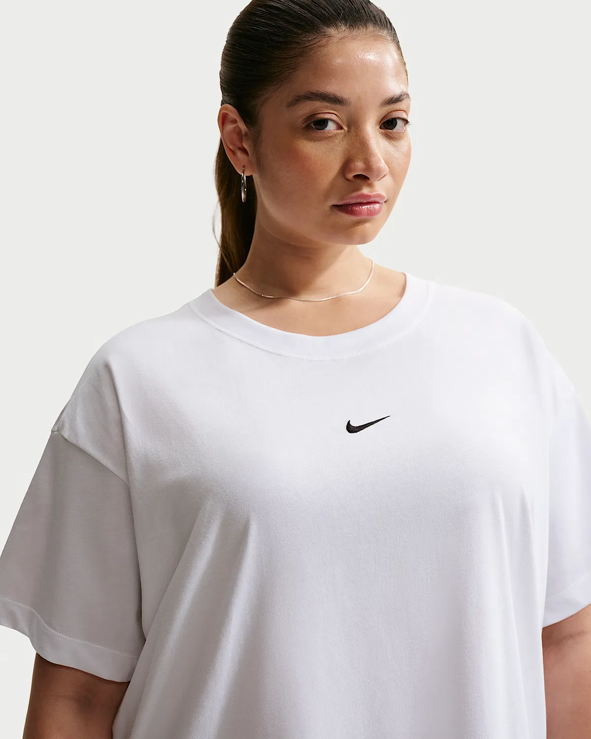 Женская оверсайз футболка (плюс сайз) Nike Sportswear Classic, White/Black — фото 3