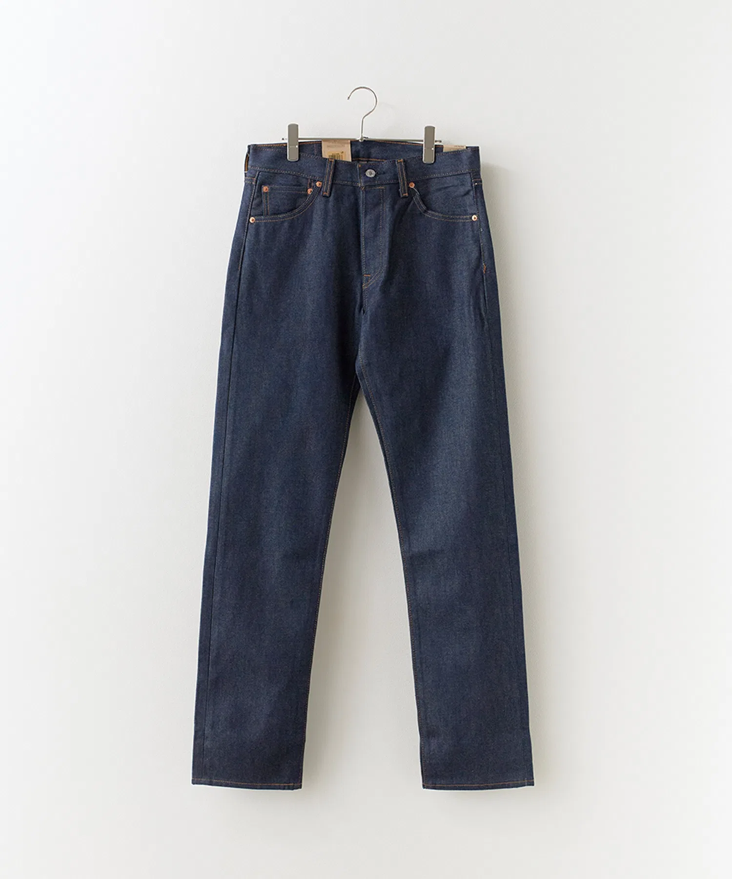 Джинсы LEVI'S 501 ORIGINAL, плотный деним, коллекция весна/лето 2026. — фото 2