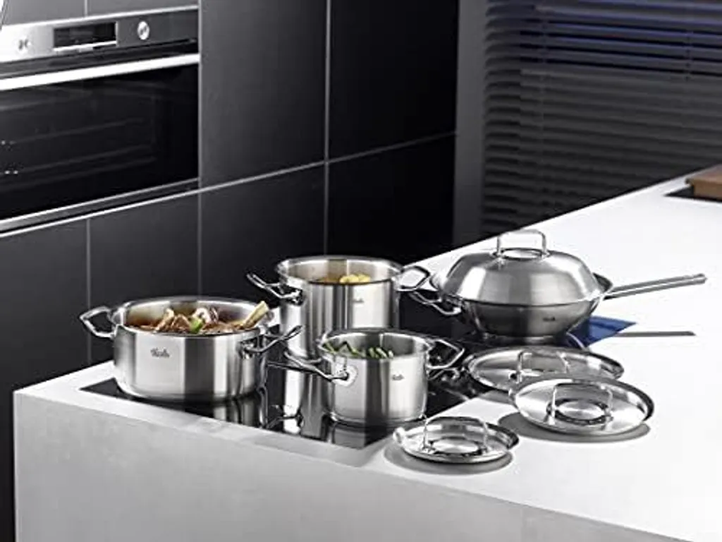 

Высокая крышка из нержавеющей стали Fissler