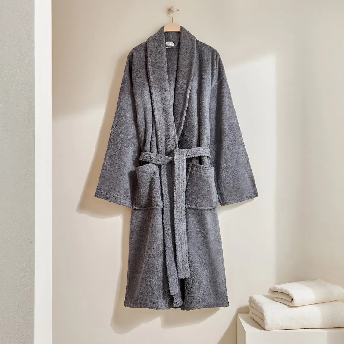 

Хлопковый халат 380 гр/м2 Zafiro Basics El Corte Inglés, графит