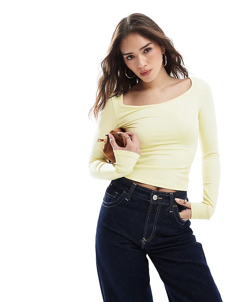 

Топ ASOS DESIGN с открытым воротом и длинными рукавами цвета пахты