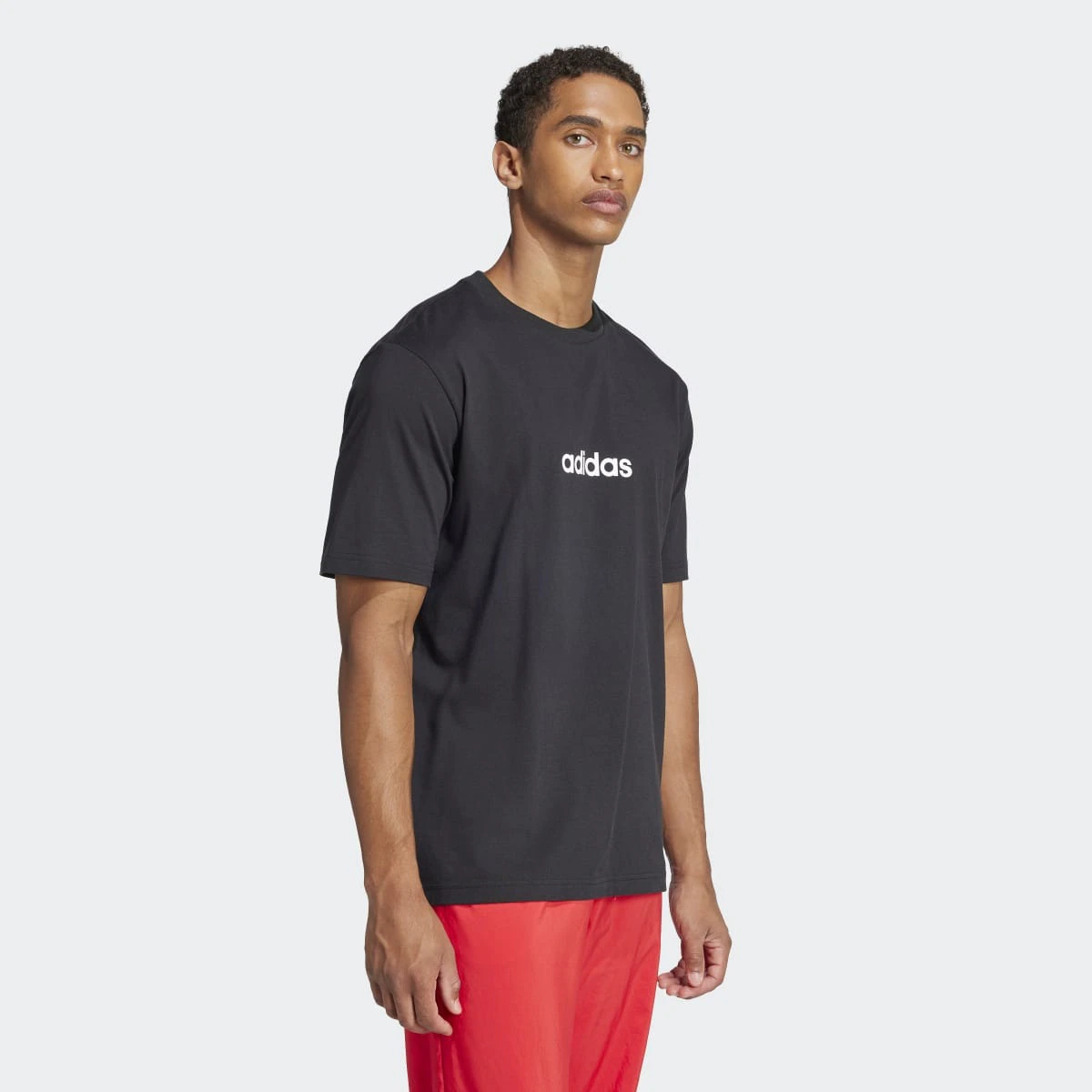 Мужская футболка Adidas Essentials Linear Single Jersey, черный — фото 4