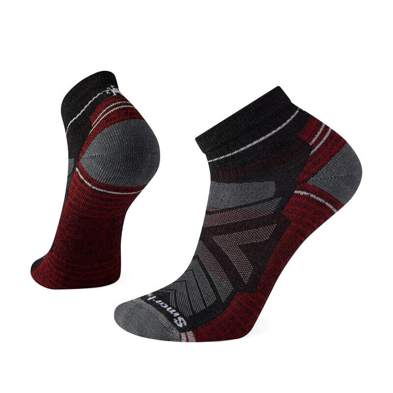 

Походные носки Smartwool, цвет dark grey/red