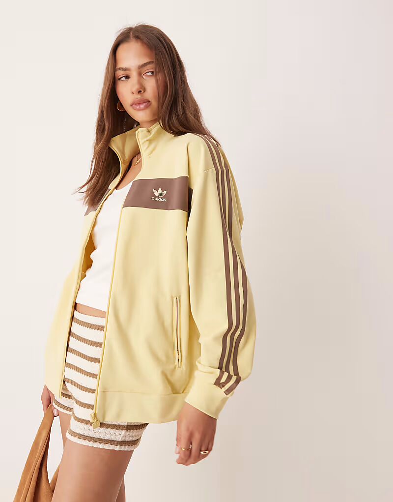 

Спортивная куртка Adidas Originals в стиле ретро желтого цвета
