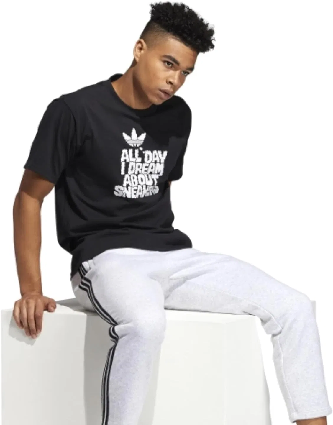 Футболка Adidas Men's All Day I Dream с коротким рукавом, черно-белая — фото 3
