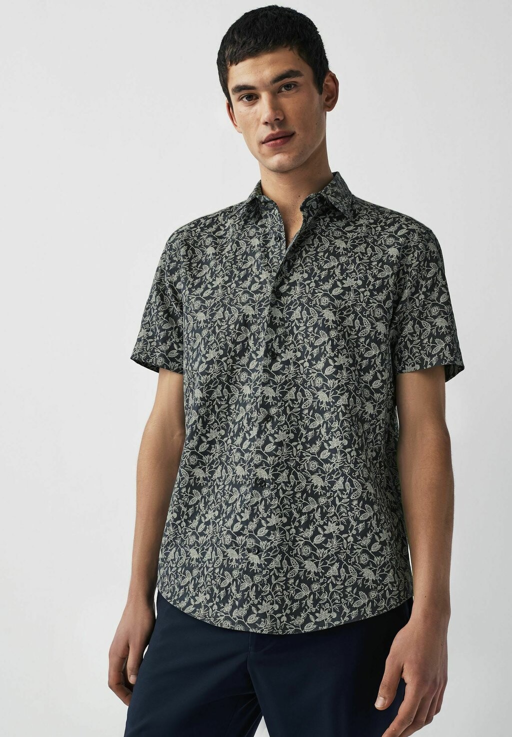 

Рубашка SHORT SLEEVE REGULAR FIT Next, цвет navy blue neutral brown floral