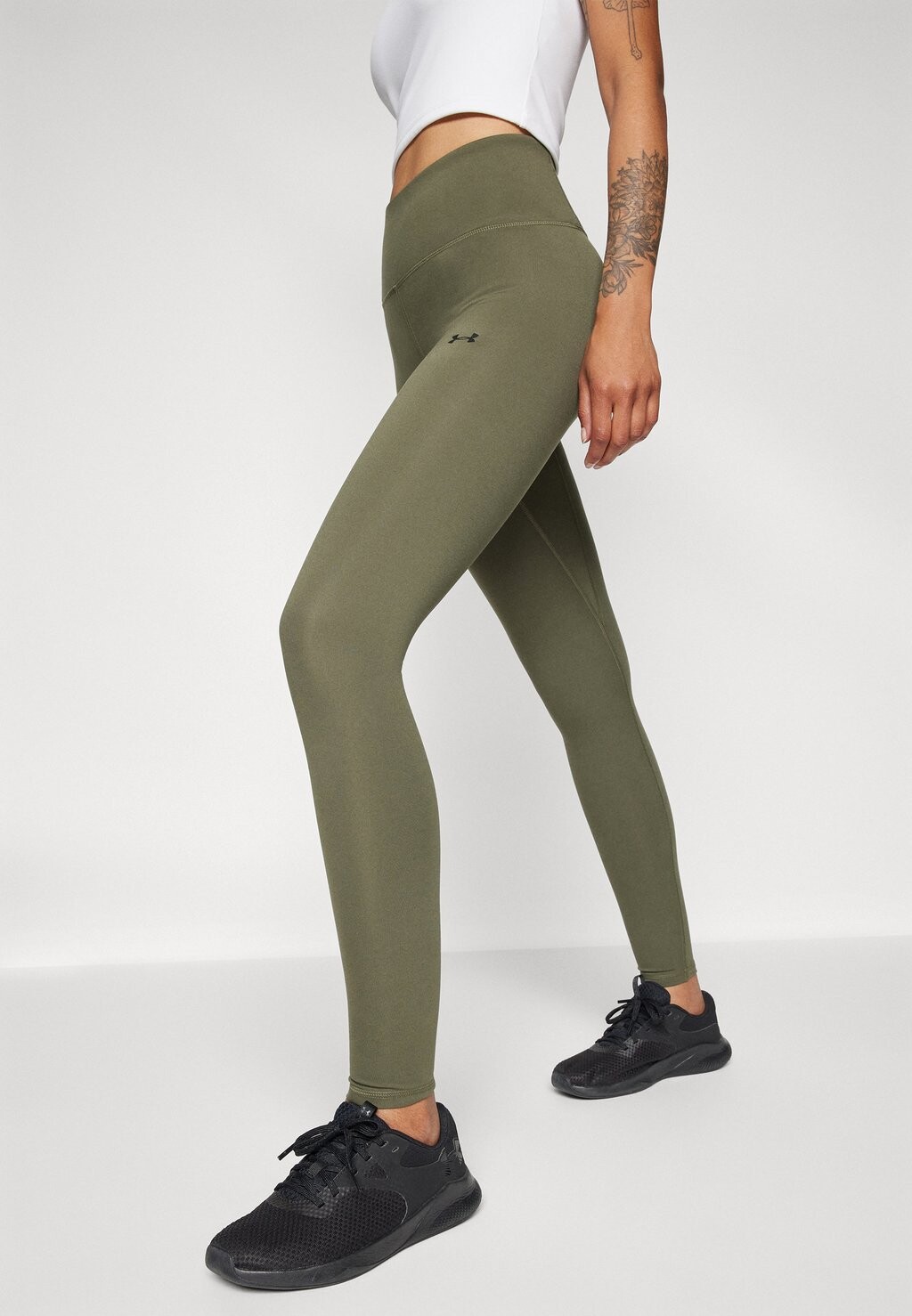 

Тайтсы MOTION LEGGING EMEA Under Armour, оливковый