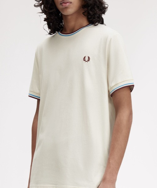

Футболка с двойной отделкой FRED PERRY, кремовый