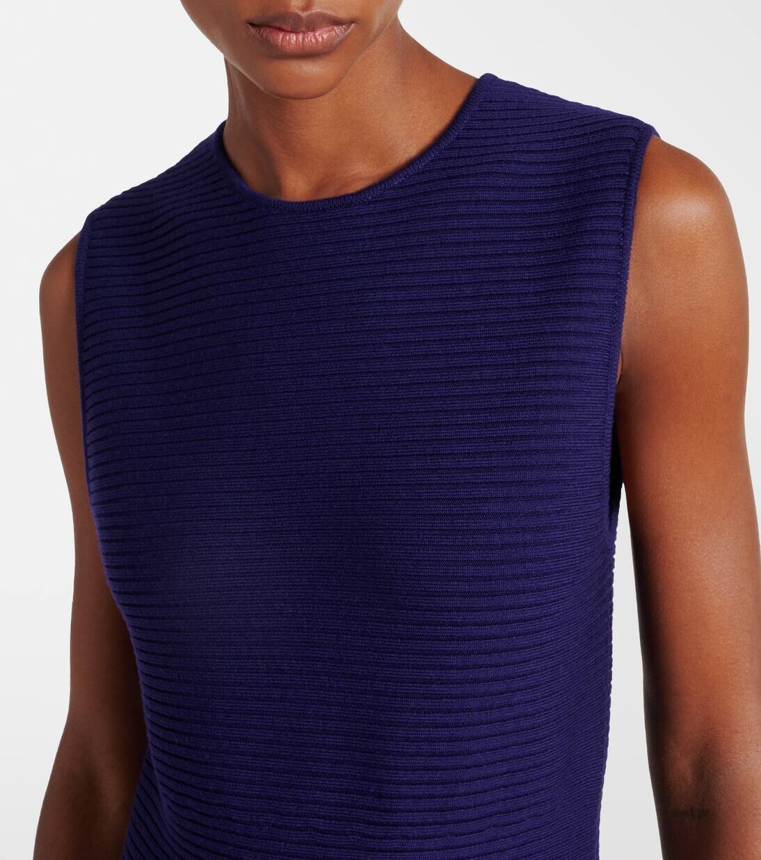 Мини-платье из смесовой шерсти Alaïa, цвет violet fonce — фото 4