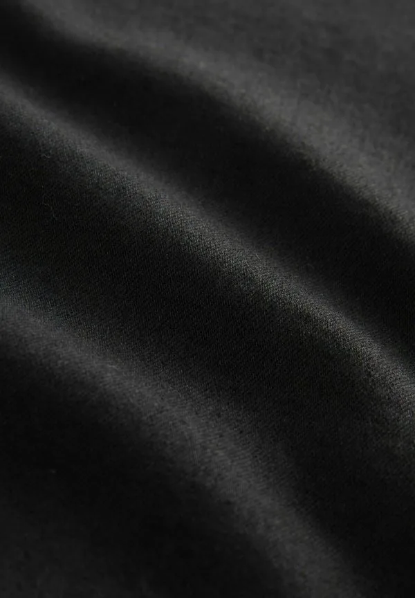 Джинсы motionflex стандартного кроя, зауженные книзу. Next, Black — фото 2