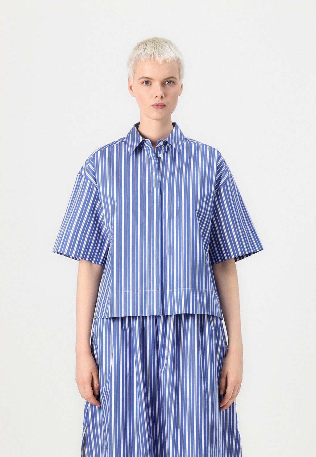 

Блузка на пуговицах SLFFIA STRIPED SHIRT Selected Femme, синий