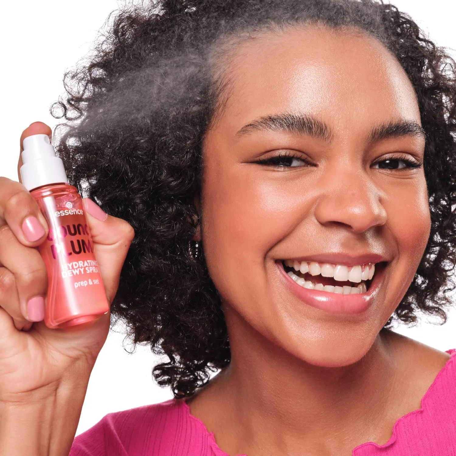 Увлажняющий спрей для лица «Bouncy Plump Hydrating Dewy» от essence Essence — фото 4