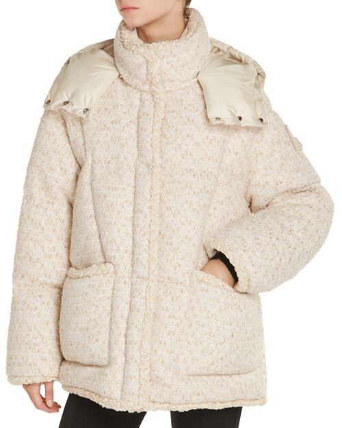 

Пуховик Agrobate с капюшоном Moncler, цвет Tan/Beige