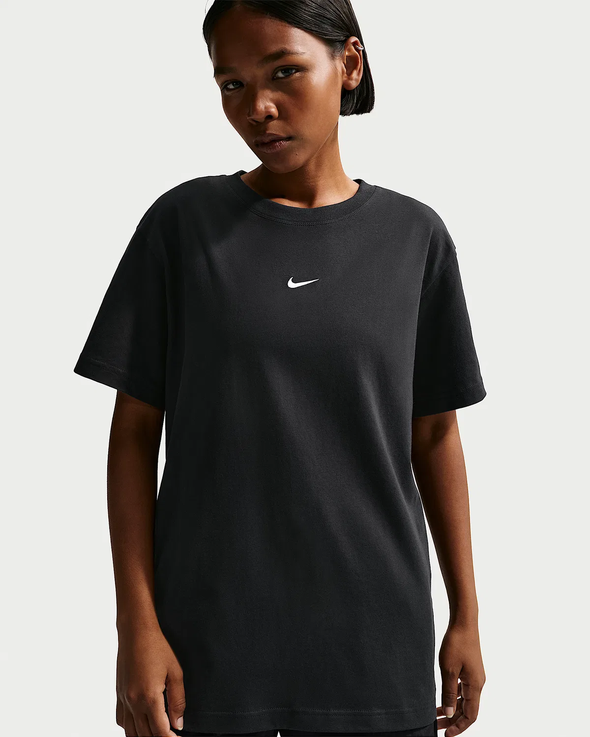 Женская оверсайз футболка Nike Sportswear Classic, Black/White