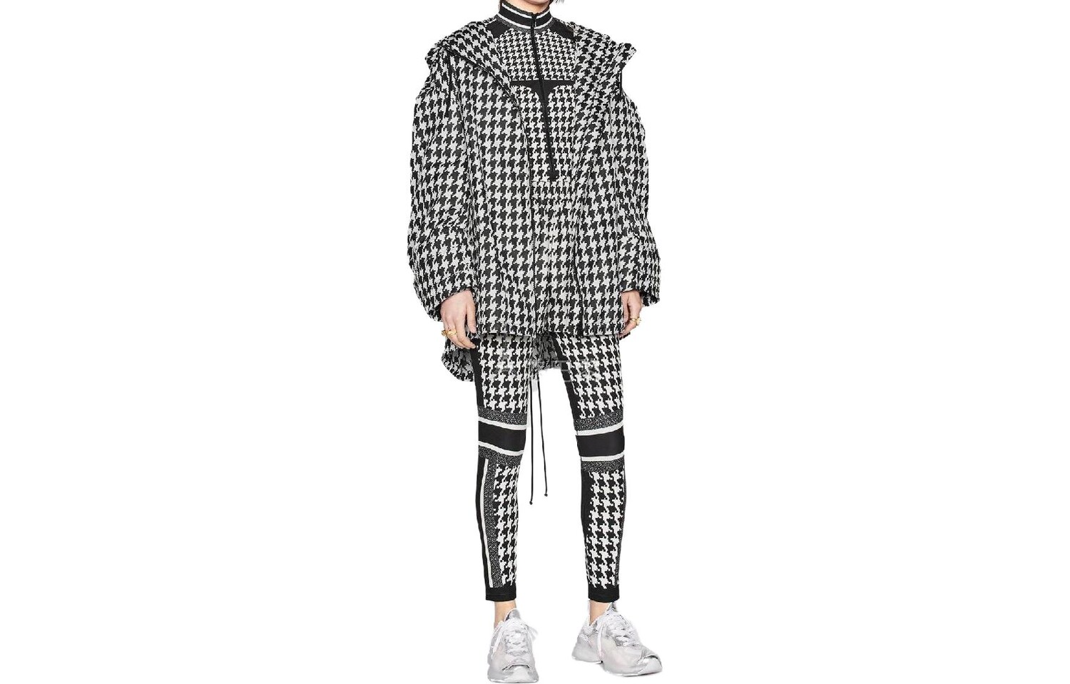 

Пальто Женское черный Dior
