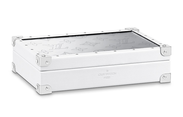 

Louis Vuitton Кожаная шкатулка для украшений, жесткий футляр, женская, серебристая