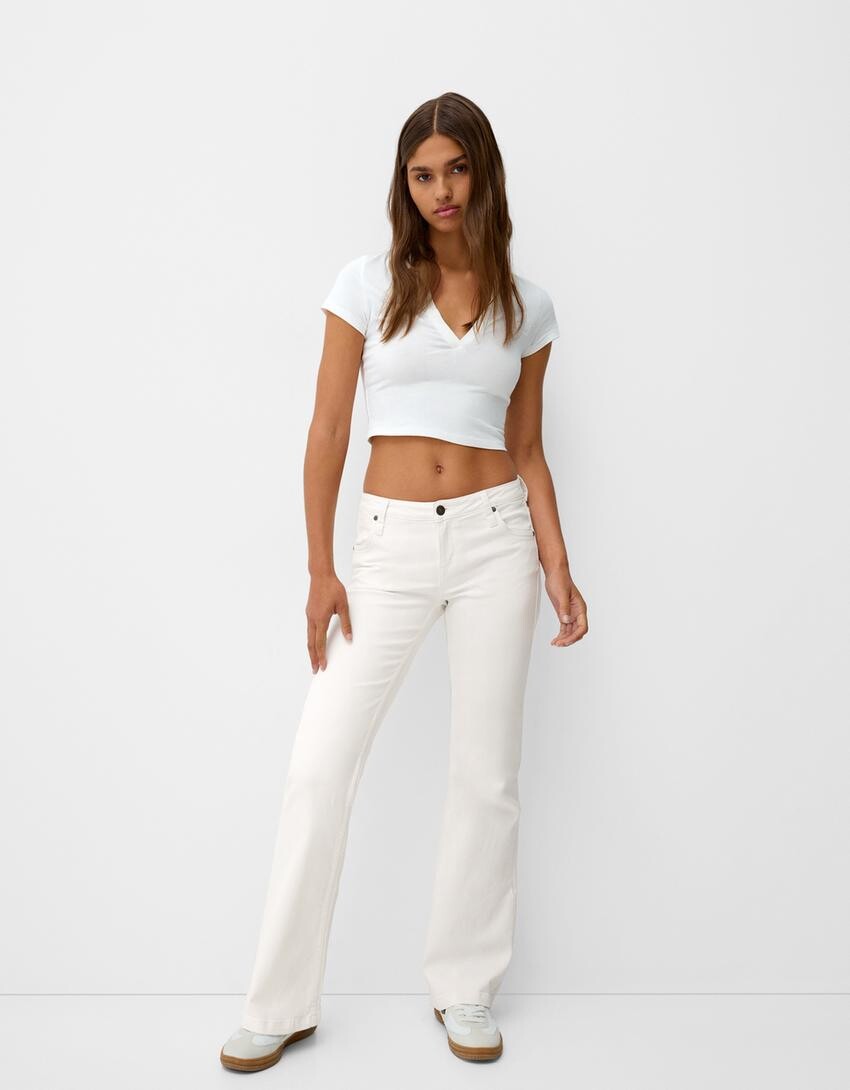 

Расклешенные брюки из твила Bershka, белый