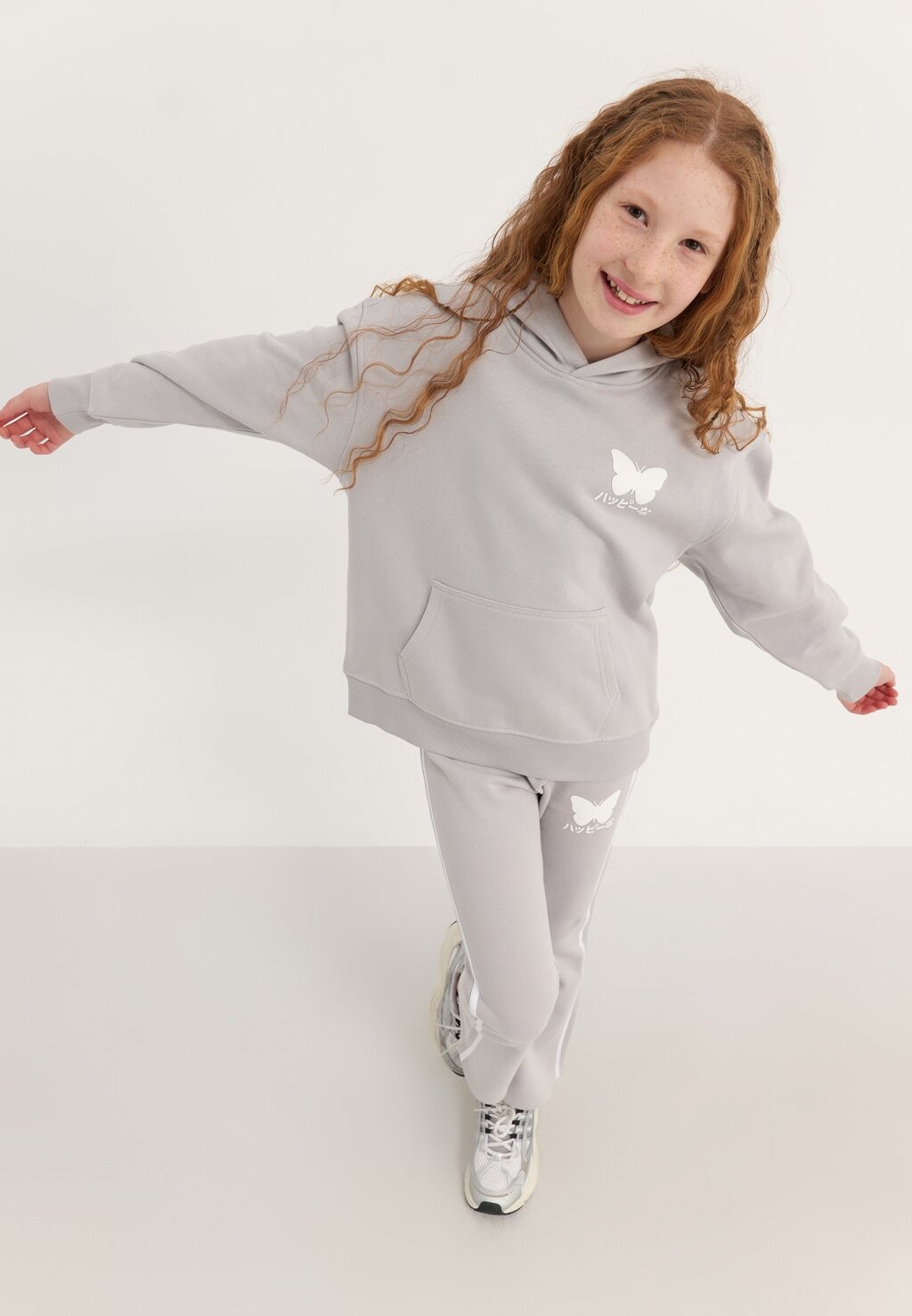 

Спортивный костюм SET Yourturn Kids, цвет mottled light grey