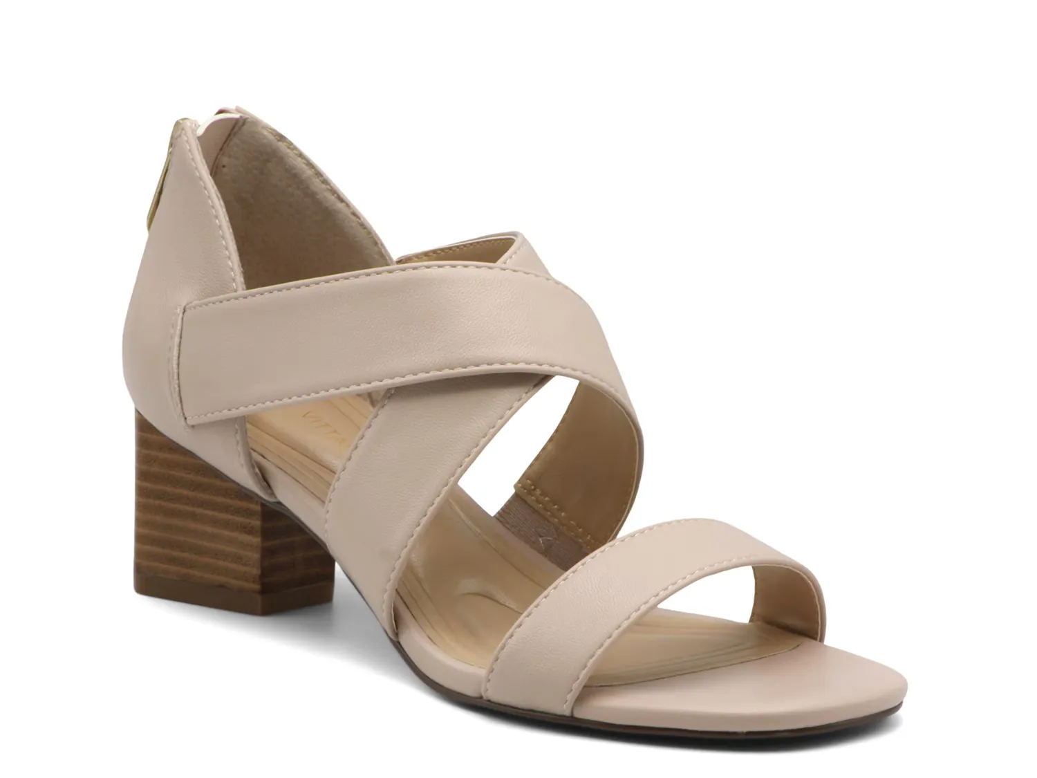 

Сандалии Astoric Sandal Adrienne Vittadini, цвет sand