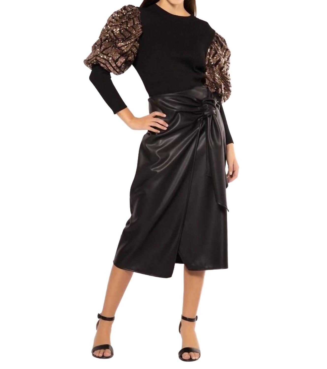 

Сверкающий топ черного цвета Gracia