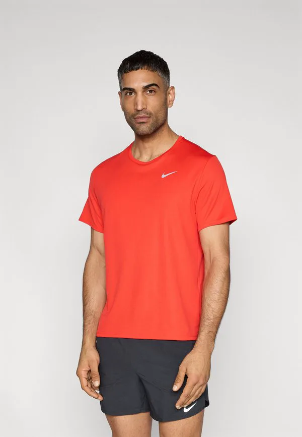 Спортивная футболка miler Nike Performance, Light Crimson/Reflective Silver-Coloured