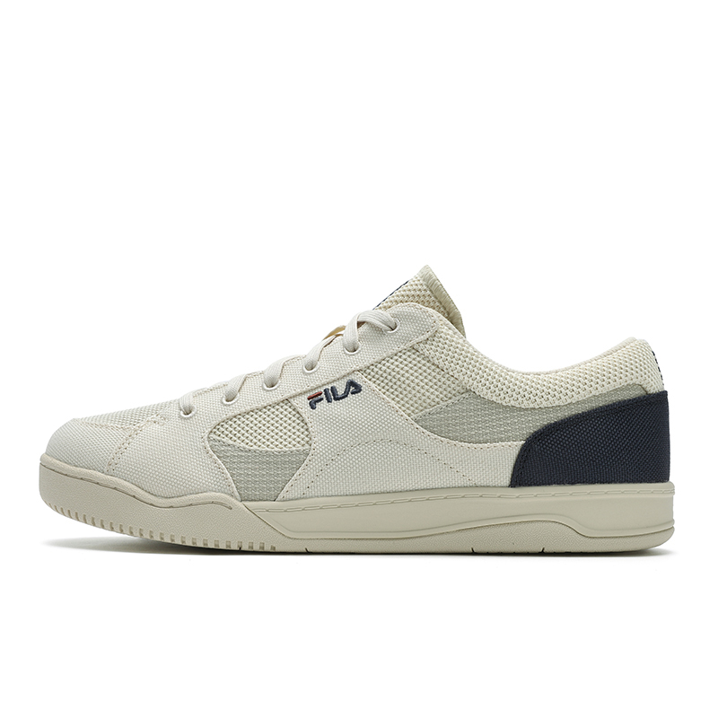 

FILA SLANT SHOT Cloud Boat Shoes. Дышащие и легкие низкие парусиновые туфли для мужчин. Бежевый цвет