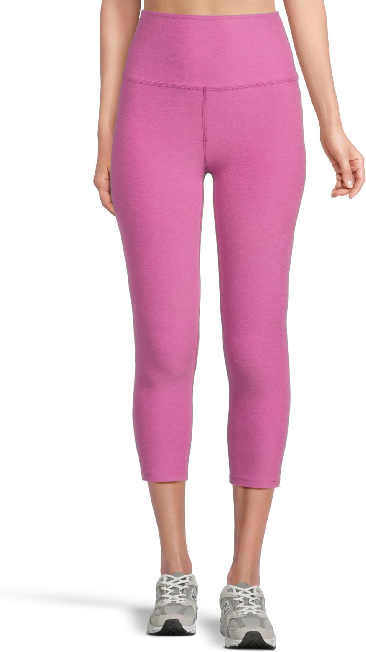 

Брюки Beyond Yoga Spacedye Walk And Talk High-Waisted Capri Leggings, цвет Sunset Violet Heather